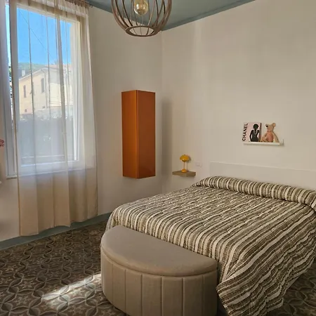 Casa Ichnusa Holiday home Sarzana